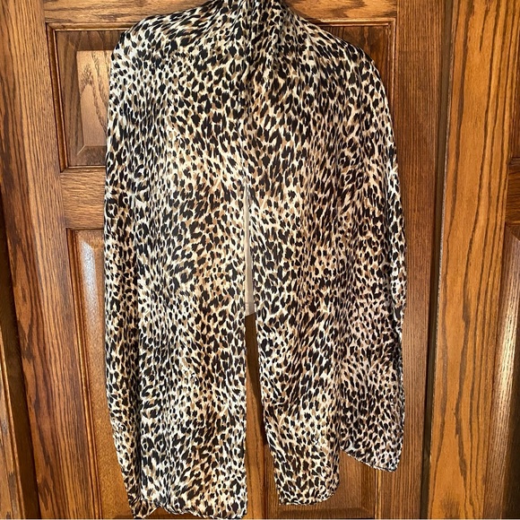 Leopard Oblong Scarf Wrap Black, Taupe, Cream - Picture 2 of 4